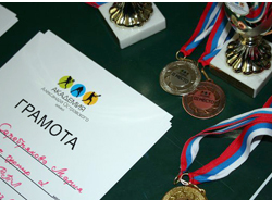 Приглашаем 18 октября в Академию на турнир ЕРТЛ 10s Minitennis "Зеленый мяч"