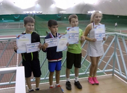 Харламов победил на турнире Tennis 10s в "Пироговском", Даутов - 3-й!